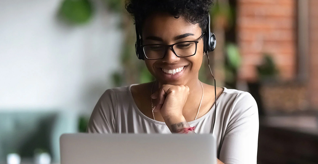 healthcare-student-in-front-of-computer-studying-for-her-certification-exam